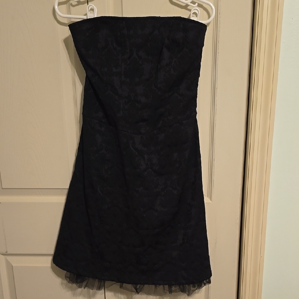 Elegant Black Strapless Dress